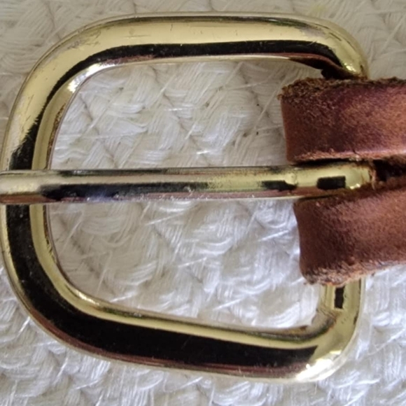 Men's Brown Leather Belt with Fish Design - Picture 5 of 7